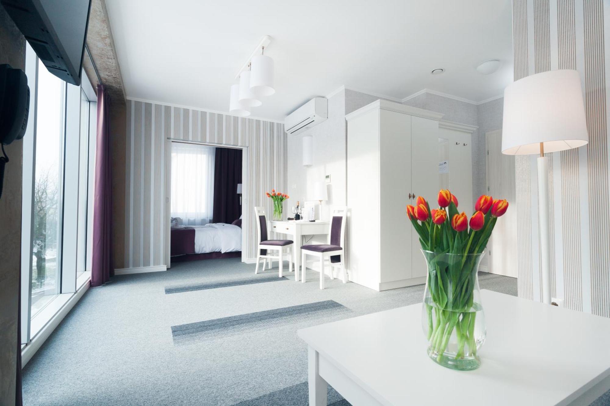 Pod Ratuszem Hotel Wielun Room photo